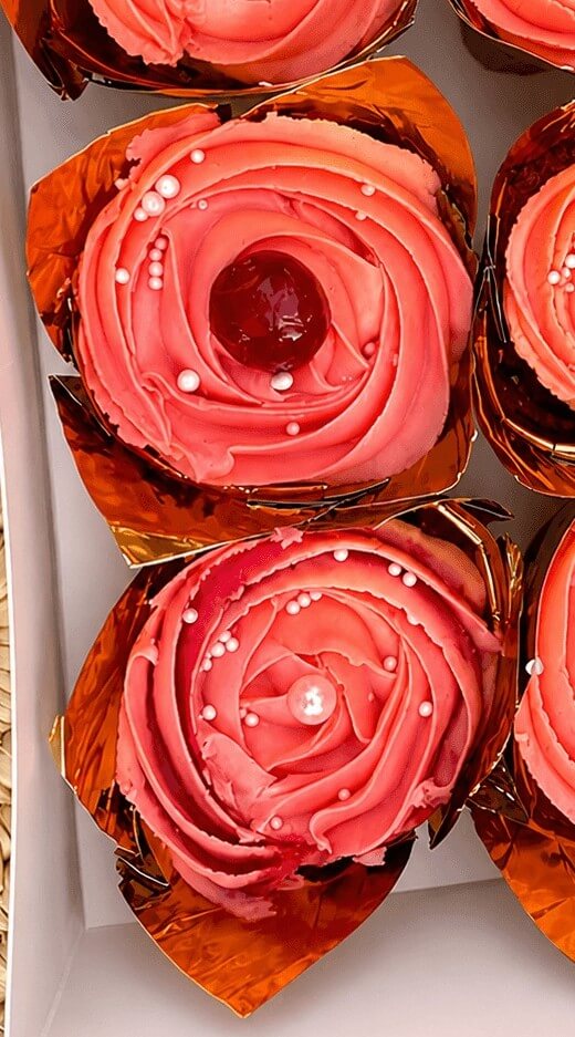 Fruit Jam Cupcakes